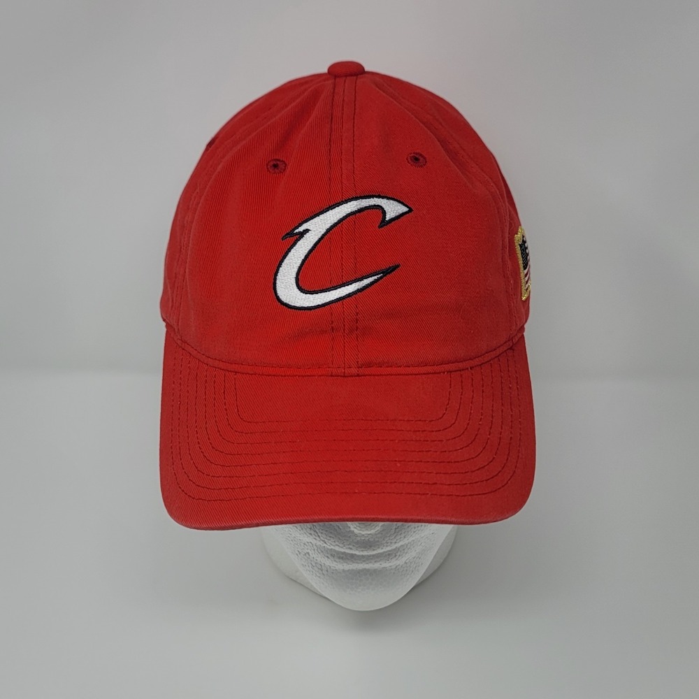 Mitchell & Ness NBA Cleveland Cavaliers Basketball Dad Hat‎ Red Strapback Cap